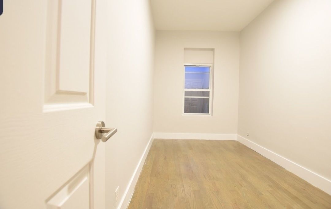 226 Pulaski Street, Unit 10 Brooklyn, NY 11206 - Photo 5 of 6