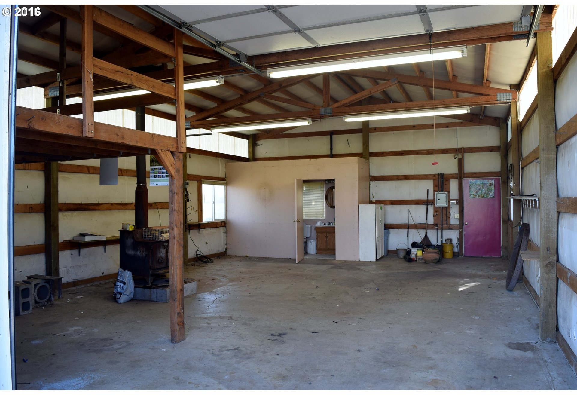 17526 Butteville Road Northeast Woodburn, OR 97071 - Photo 17 of 20