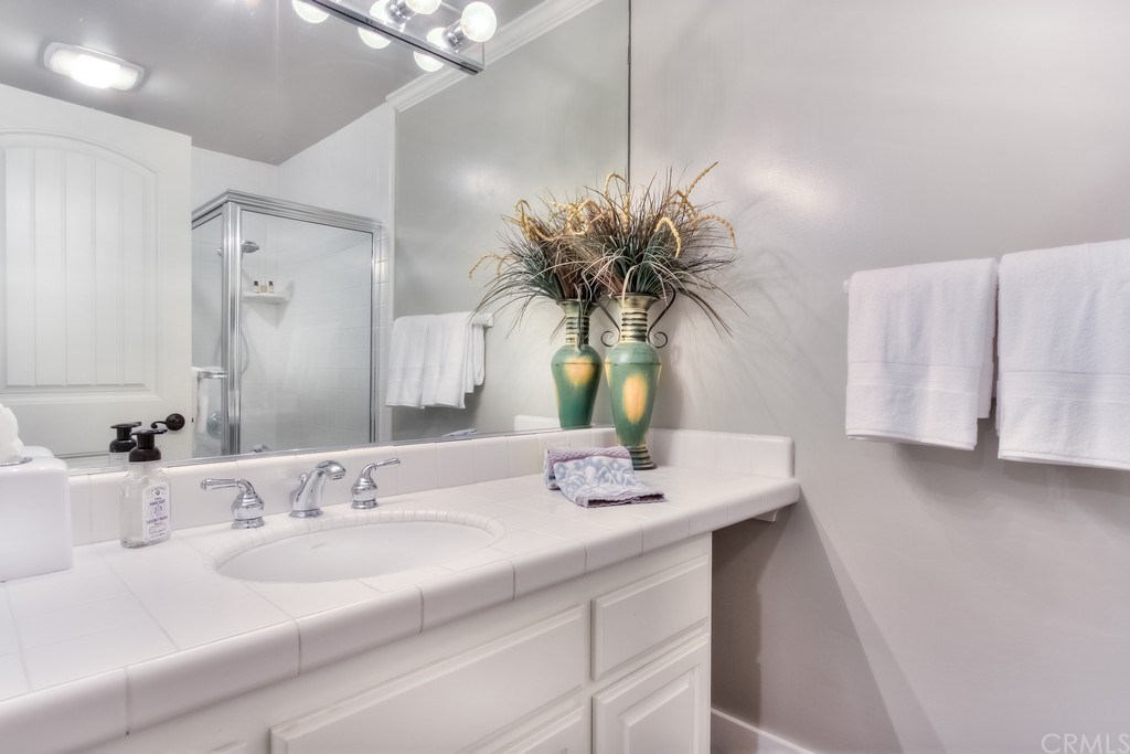 18992 Castlegate Lane North Tustin, CA 92705 - Photo 45 of 62