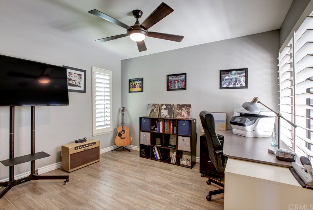 8441 Springhurst Drive Huntington Beach, CA 92646 - Photo 11 of 37