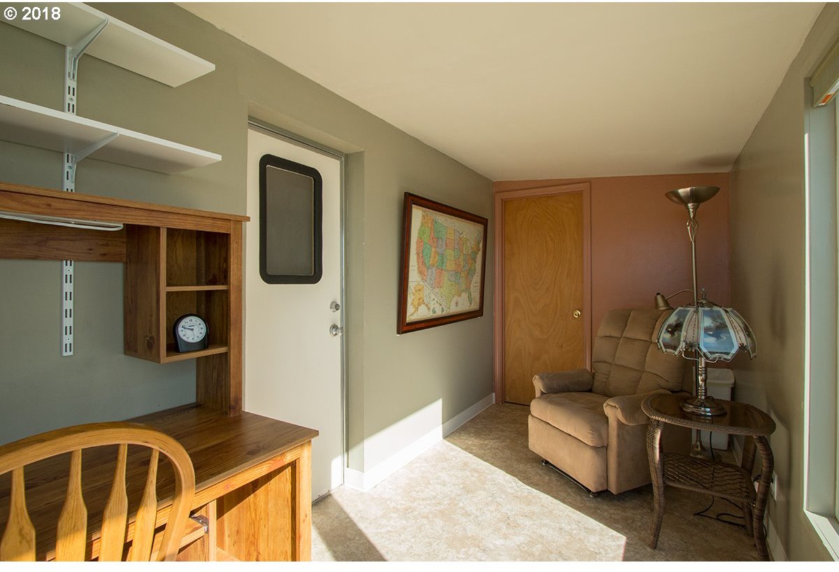 16219 Lower Harbor Road, Unit P12 Brookings, OR 97415 - Photo 17 of 19 Gallery Image 17