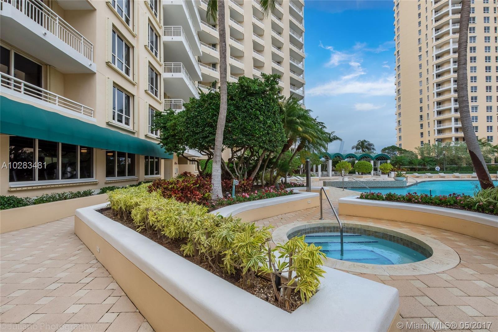 888 Brickell Key Drive, Unit 1001 Miami, FL 33131 - Photo 3 of 35