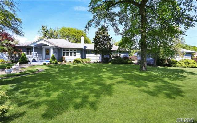 25 Elder Road Islip, NY 11751 - Photo 2 of 20 Gallery Image 2