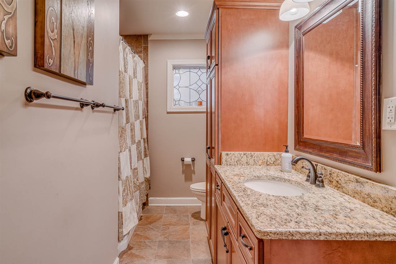 5443 Gwynne Road Memphis, TN 38120 - Photo 15 of 23 Gallery Image 15