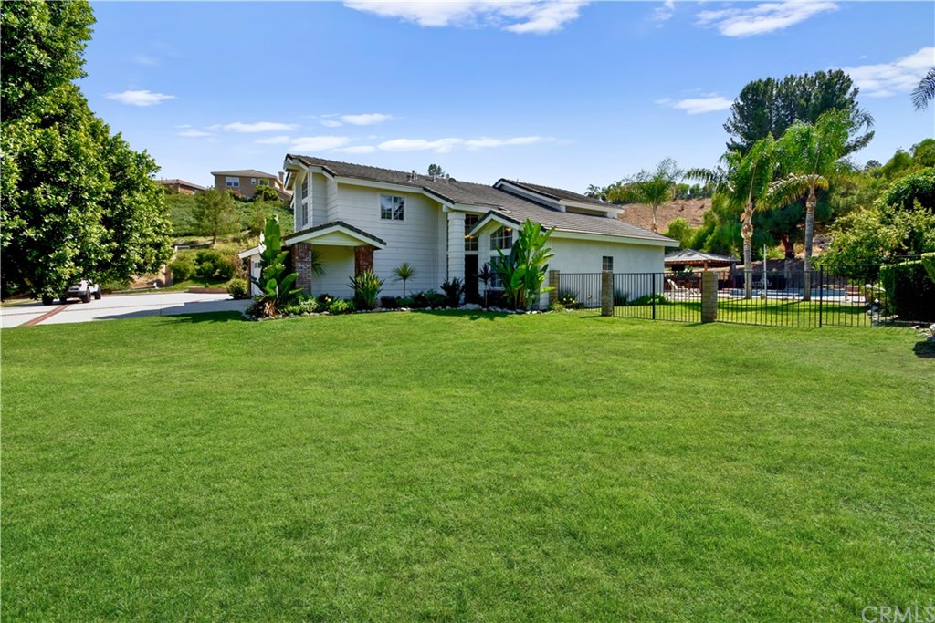 11488 Victoria Avenue Riverside, CA 92503 - Photo 37 of 41