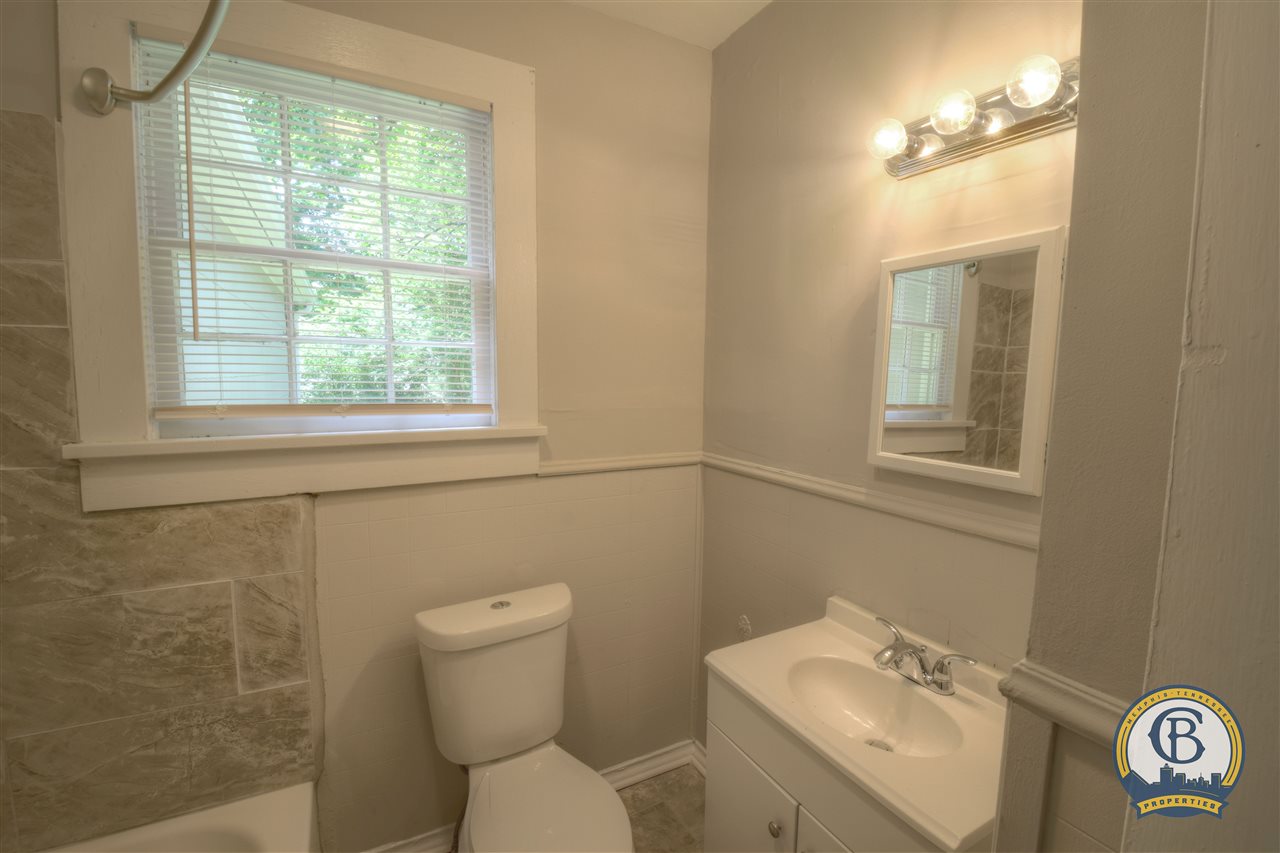 935 Aubra Road Memphis, TN 38111 - Photo 3 of 8 Gallery Image 3