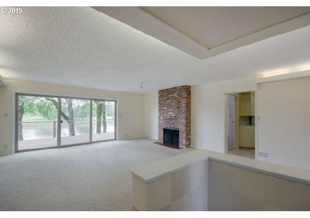 10110 Southwest Riverside Drive Portland, OR 97219 - Photo 2 of 15 Gallery Image 2