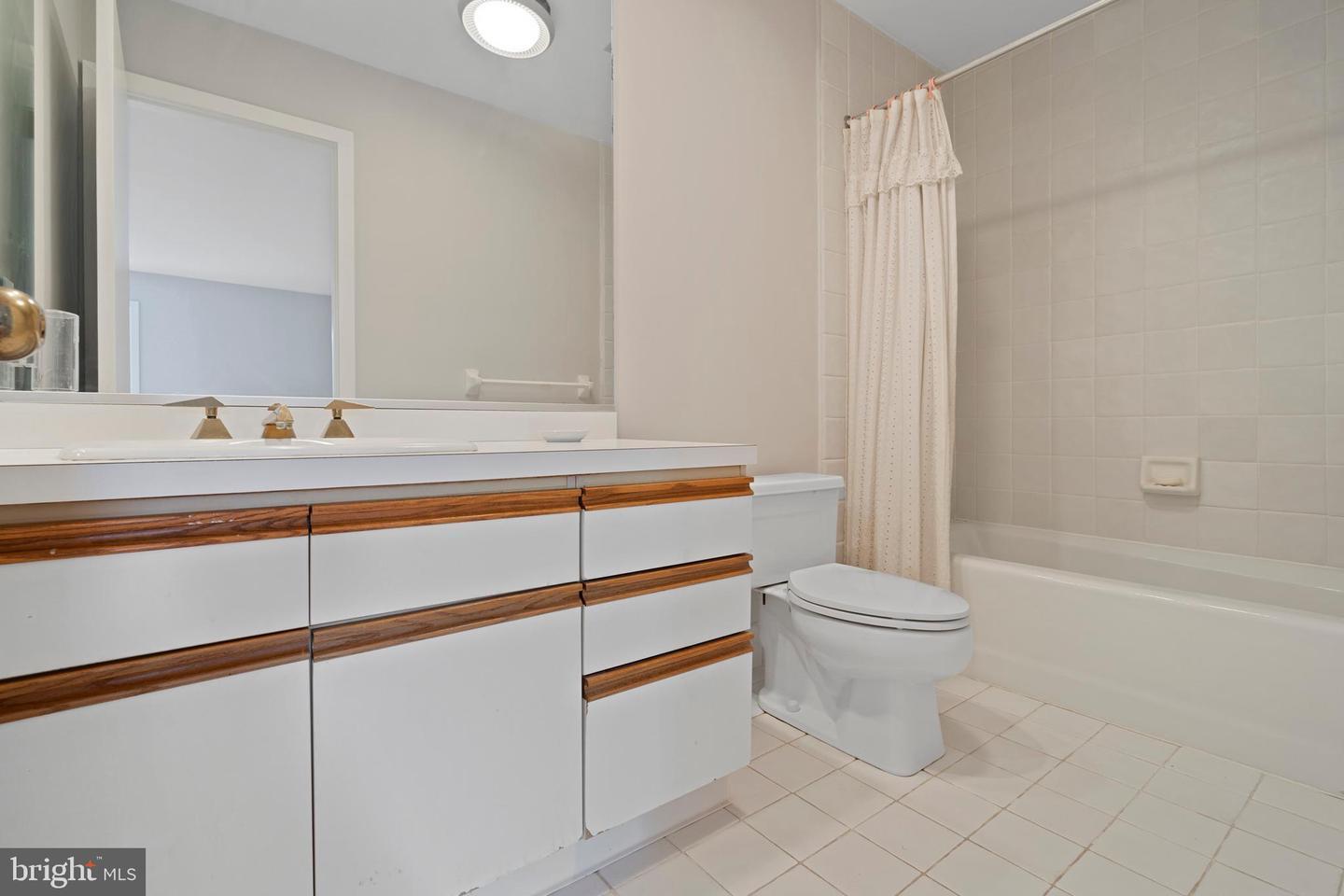 866 Roscommon Road Bryn Mawr, PA 19010 - Photo 40 of 59