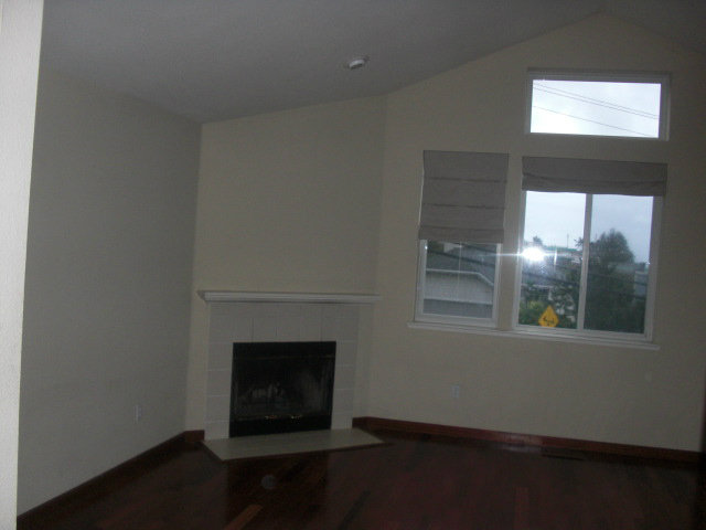519 Monterey Road, Unit B Pacifica, CA 94044 - Photo 3 of 17
