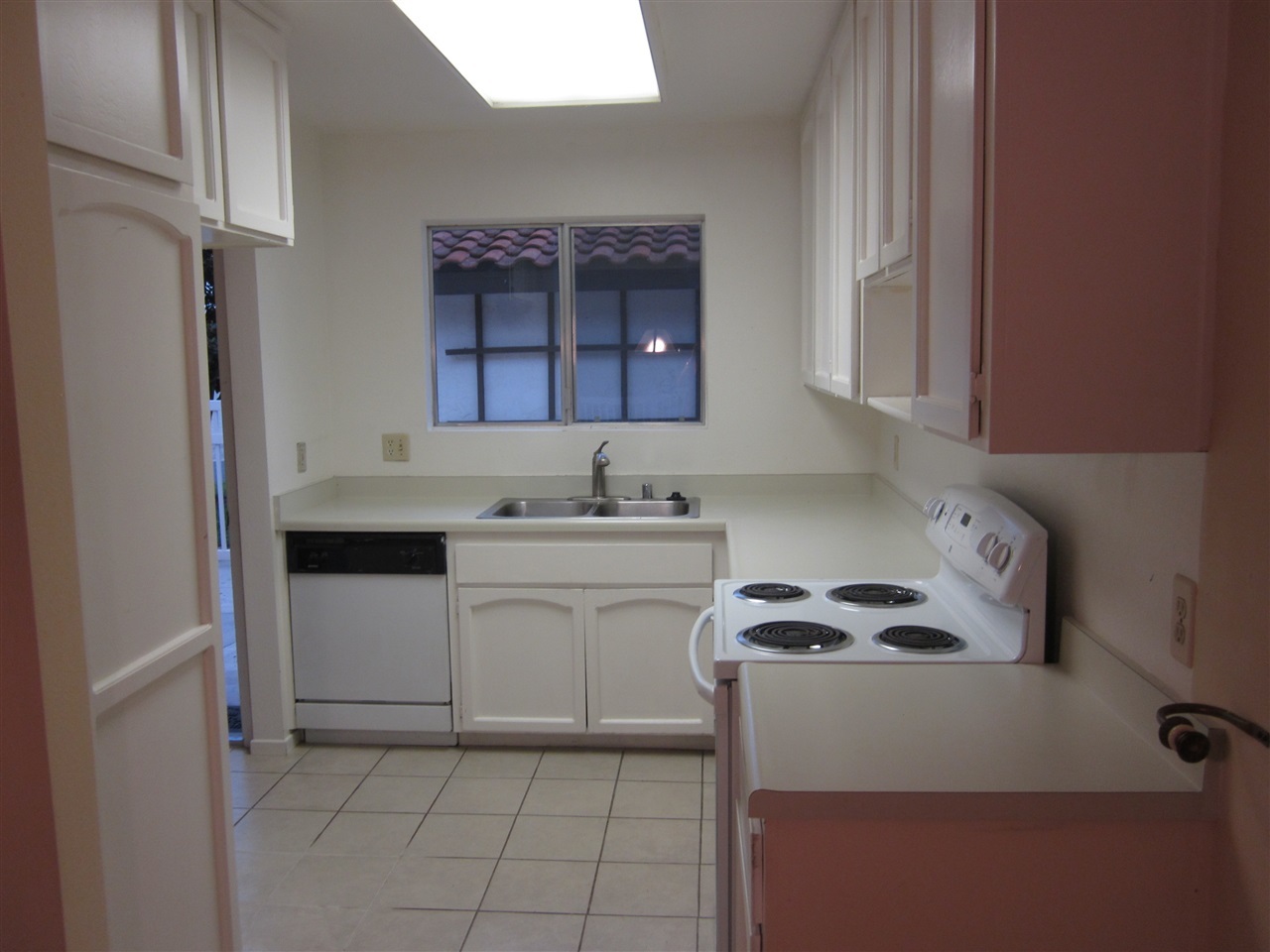 1829 Belle Grove Road Encinitas, CA 92024 - Photo 3 of 18