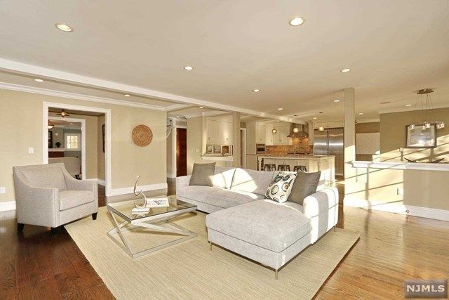 284 Cantrell Road Ridgewood, NJ 07450 - Photo 8 of 25