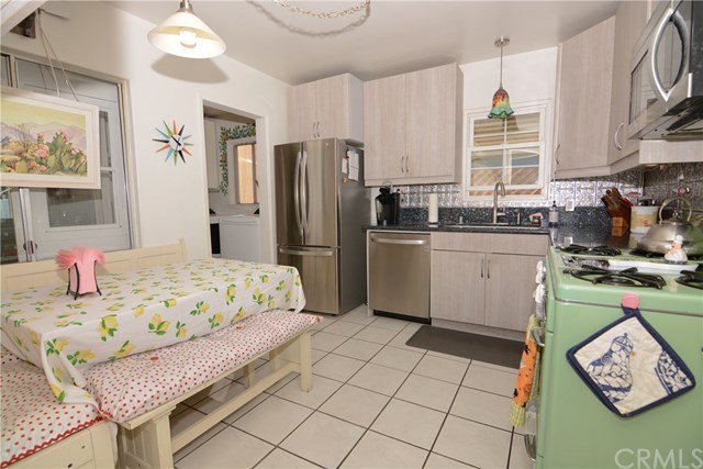 1326 Delay Avenue Glendora, CA 91740 - Photo 11 of 23