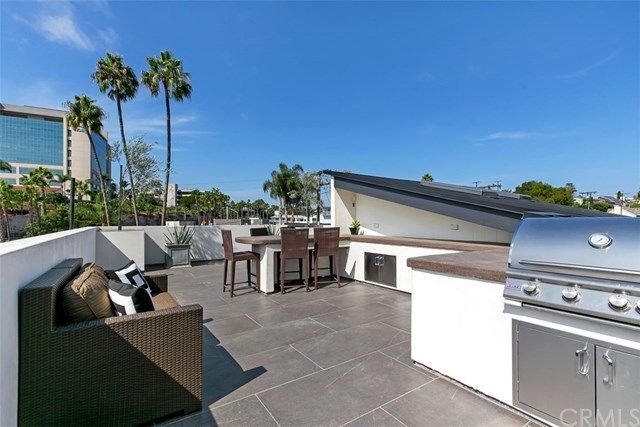 $1,489,000 | 242 Catalina Drive, Newport Beach, CA 92663