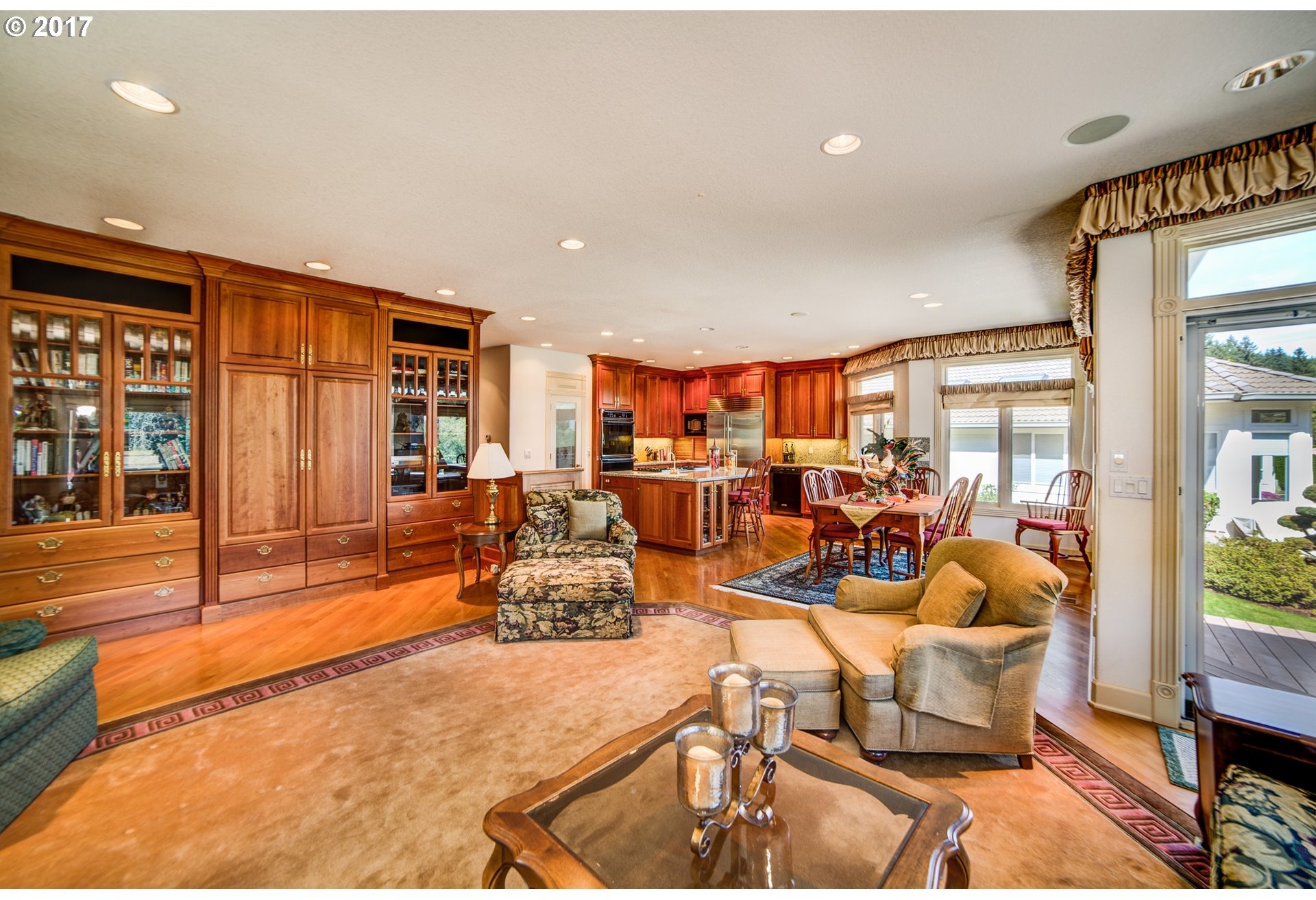 4200 Southeast Augusta Loop Gresham, OR 97080 - Photo 10 of 32 Gallery Image 10