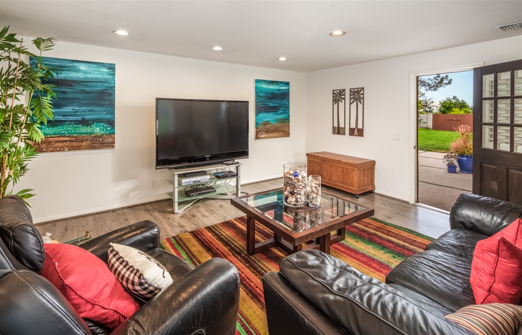 407 Shore View Lane Encinitas, CA 92024 - Photo 14 of 23