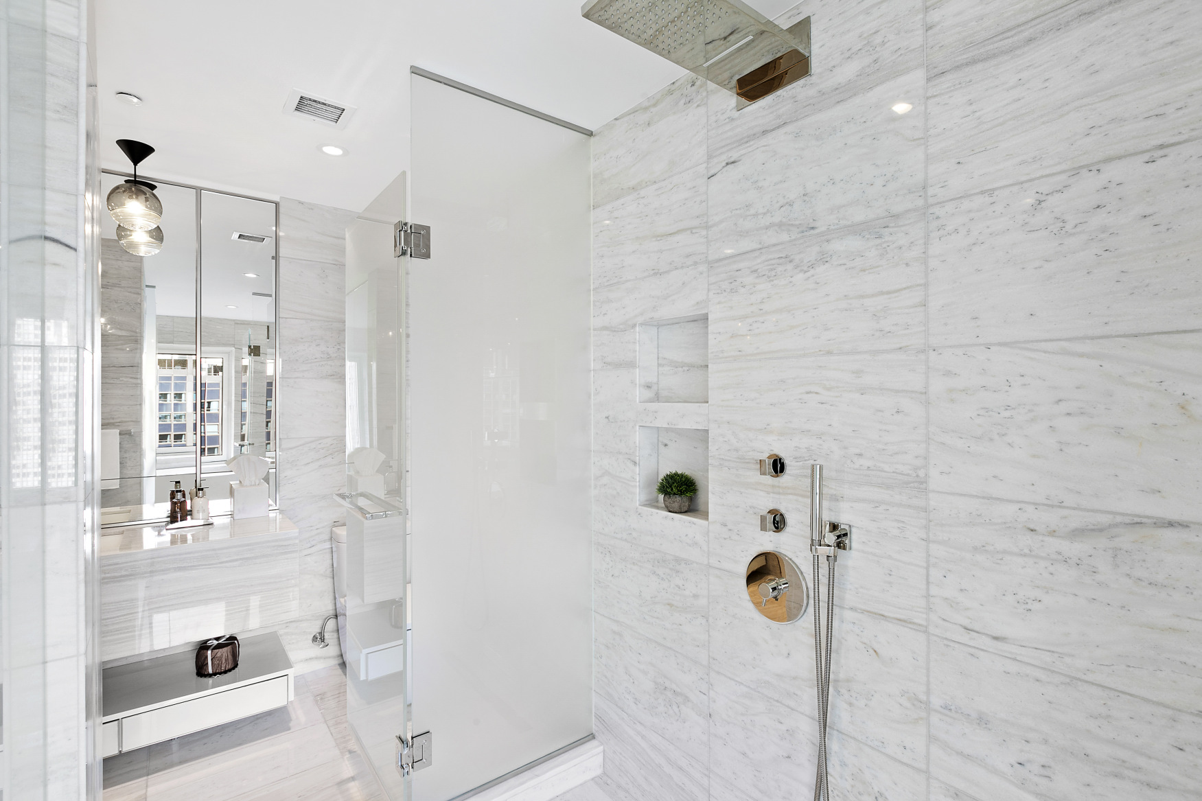 135 West 52nd Street, Unit PH1 Manhattan, NY 10019 - Photo 17 of 27