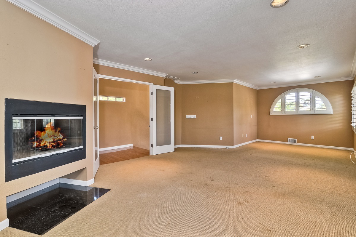 2335 8th Street Encinitas, CA 92024 - Photo 17 of 25 Gallery Image 17