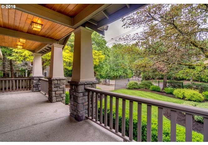 18955 Bryant Road Lake Oswego, OR 97034 - Photo 3 of 32 Gallery Image 3