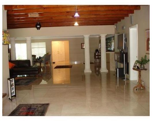 31 Southwest 30th Road Miami, FL 33129 - Photo 6 of 11