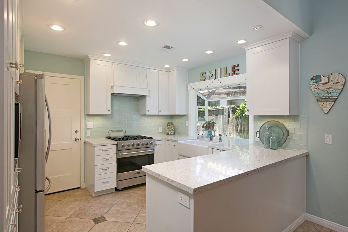 527 Gardendale Road Encinitas, CA 92024 - Photo 4 of 25
