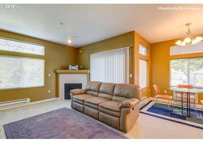 14735 Southwest Sandhill Loop, Unit 102 Beaverton, OR 97007 - Photo 3 of 14 Gallery Image 3