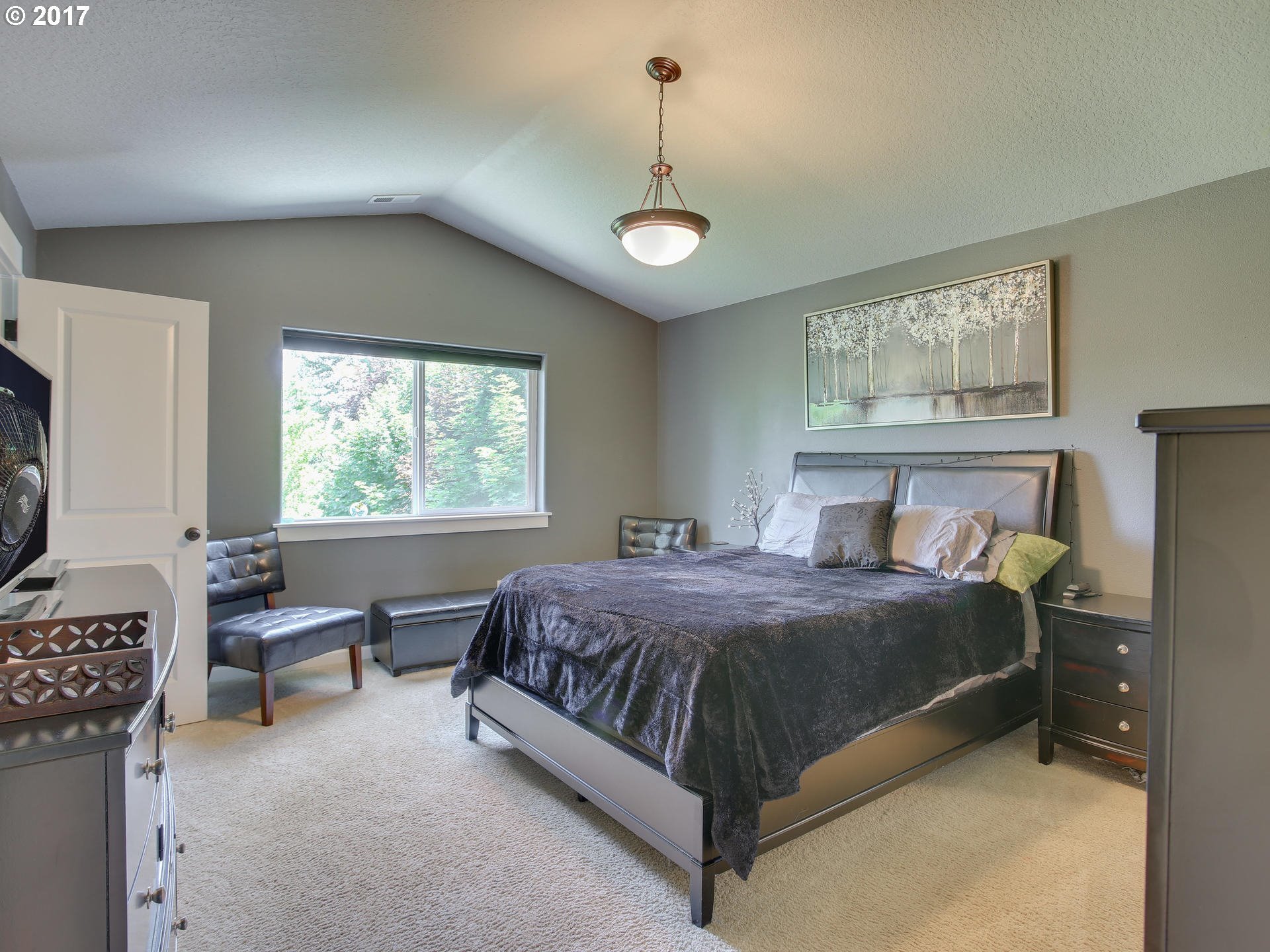 2130 Southeast Barnes Road Gresham, OR 97080 - Photo 11 of 20 Gallery Image 11