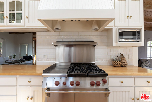 6540 Dume Drive Malibu, CA 90265 - Photo 7 of 47