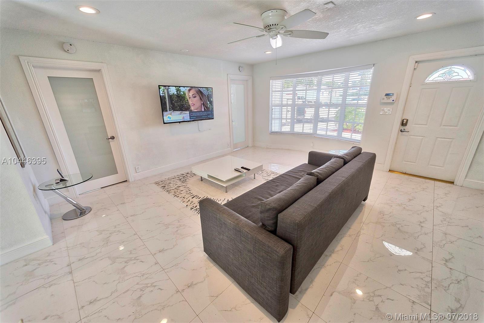 210 Southeast 4th Street Dania Beach, FL 33004 - Photo 9 of 41