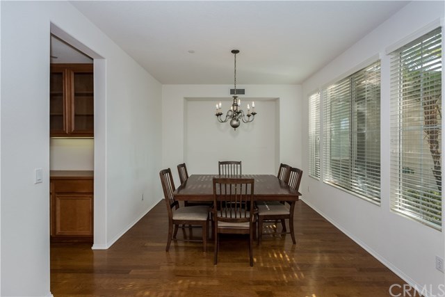 7350 Via Vista Drive Riverside, CA 92506 - Photo 11 of 43