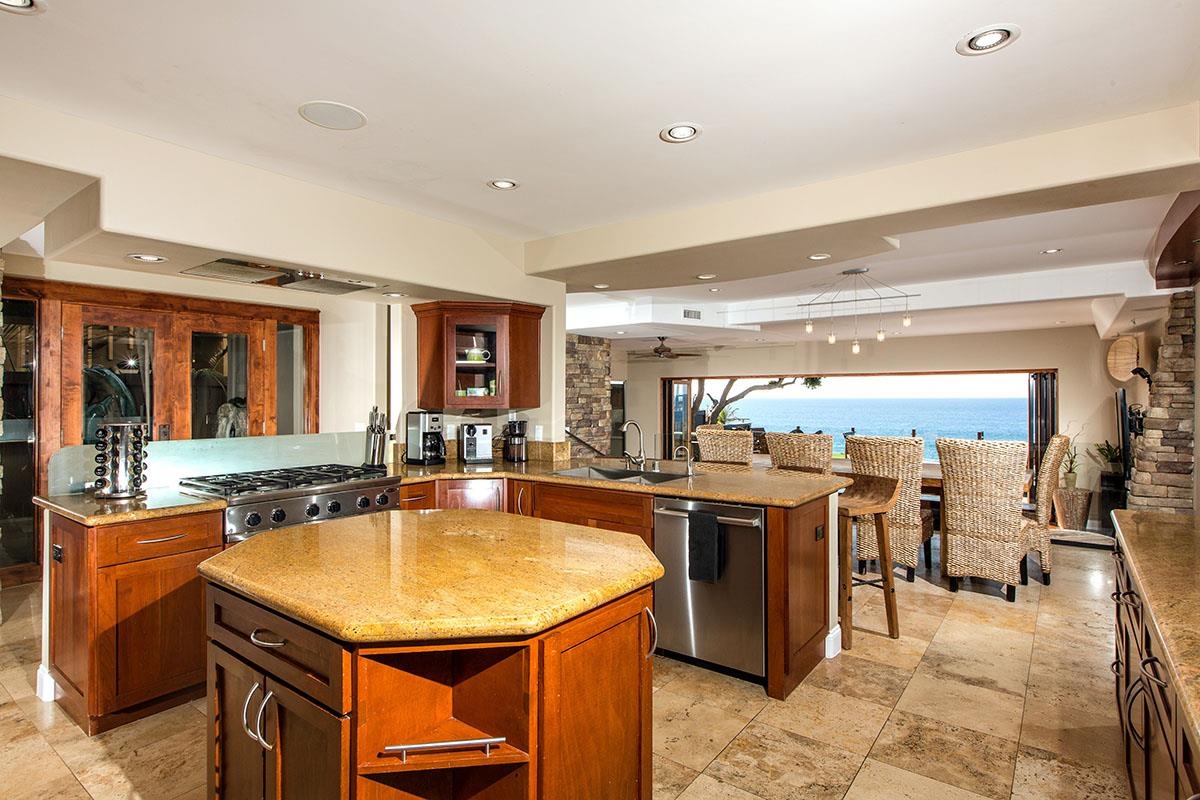 378 Neptune Avenue Encinitas, CA 92024 - Photo 5 of 24