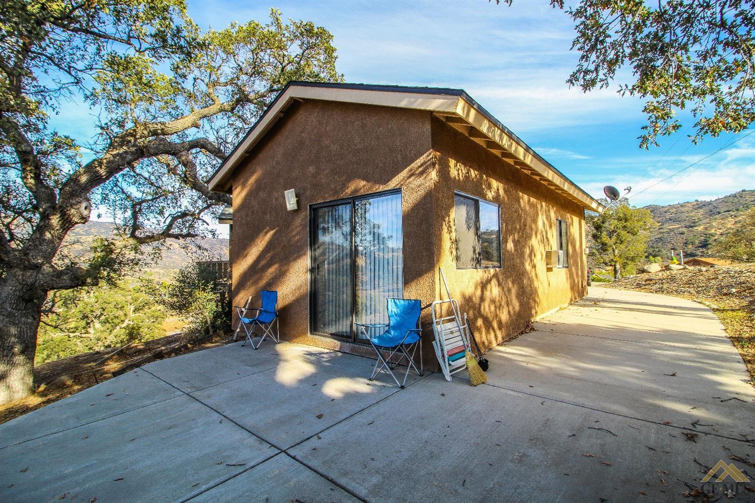 30371 Fox Ridge Court Tehachapi, CA 93561 - Photo 7 of 40 Gallery Image 7