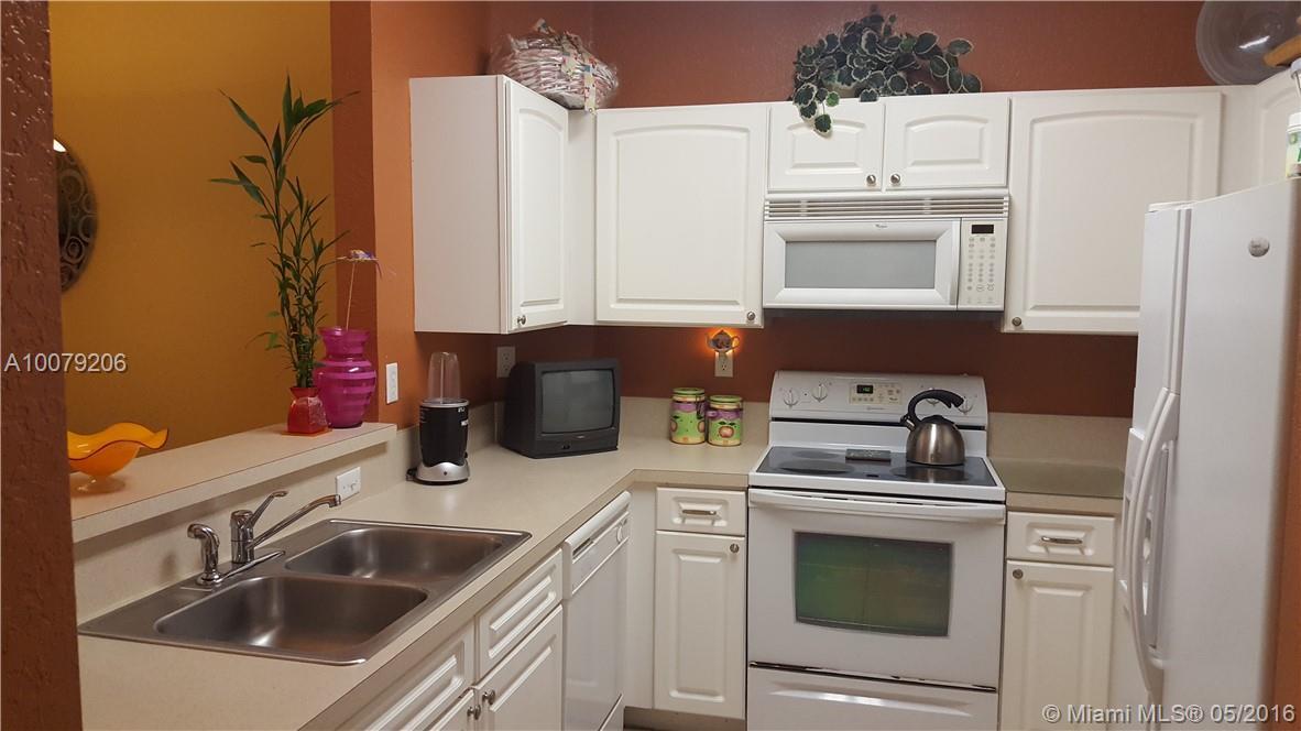 Silver Falls Miramar, FL 33027 - Photo 9 of 18