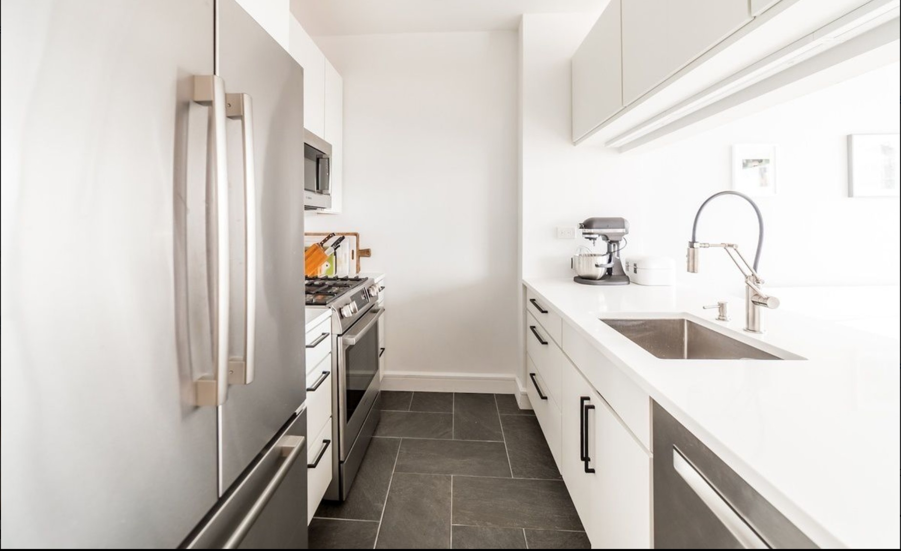 200 Riverside Boulevard, Unit 7L Manhattan, NY 10069 - Photo 4 of 9