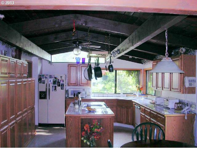 11180 Northwest Old Cornelius Pass Road Portland, OR 97231 - Photo 6 of 16 Gallery Image 6
