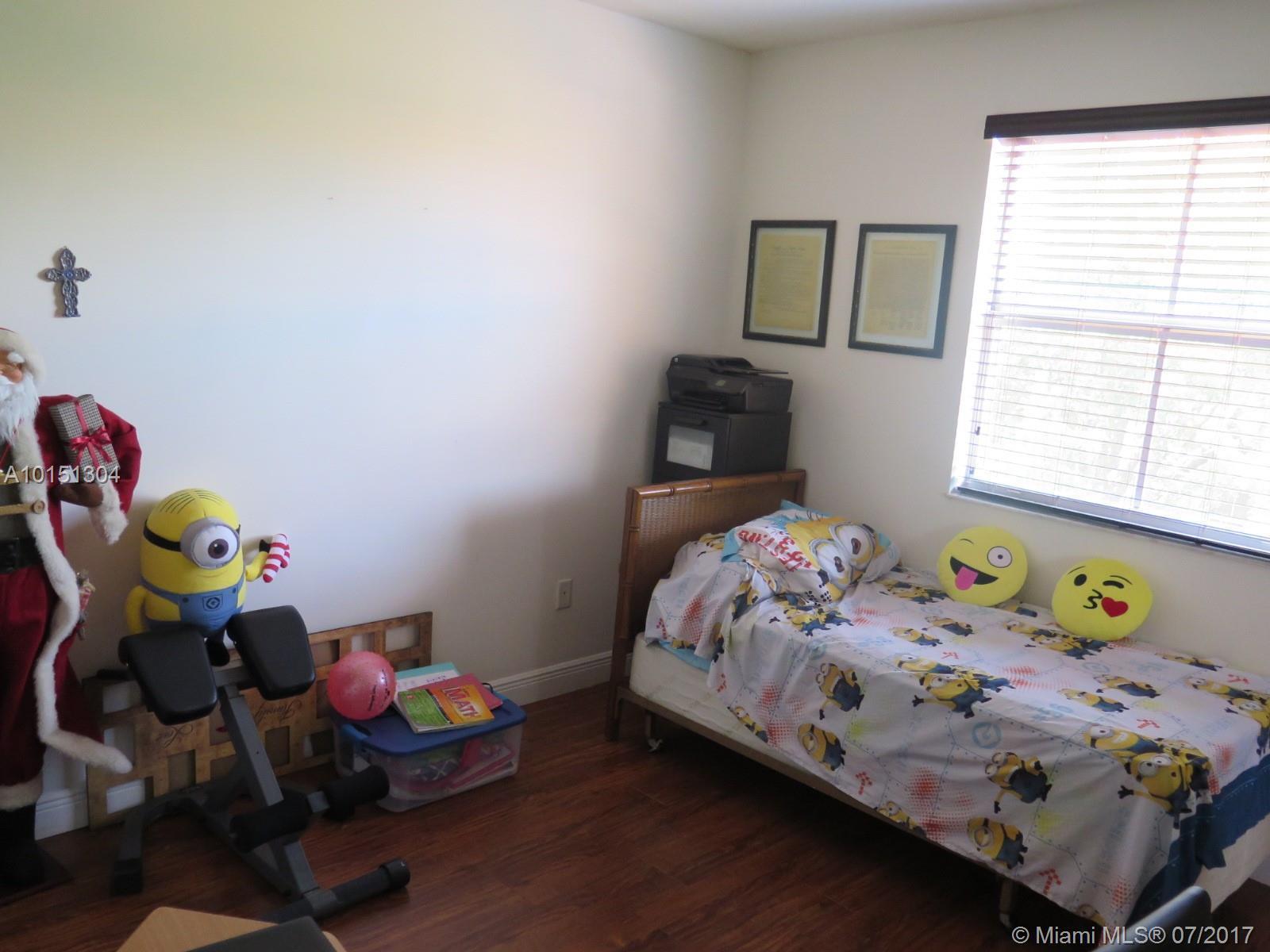 2652 Southwest 153rd Path Miami, FL 33185 - Photo 21 of 35 Gallery Image 21