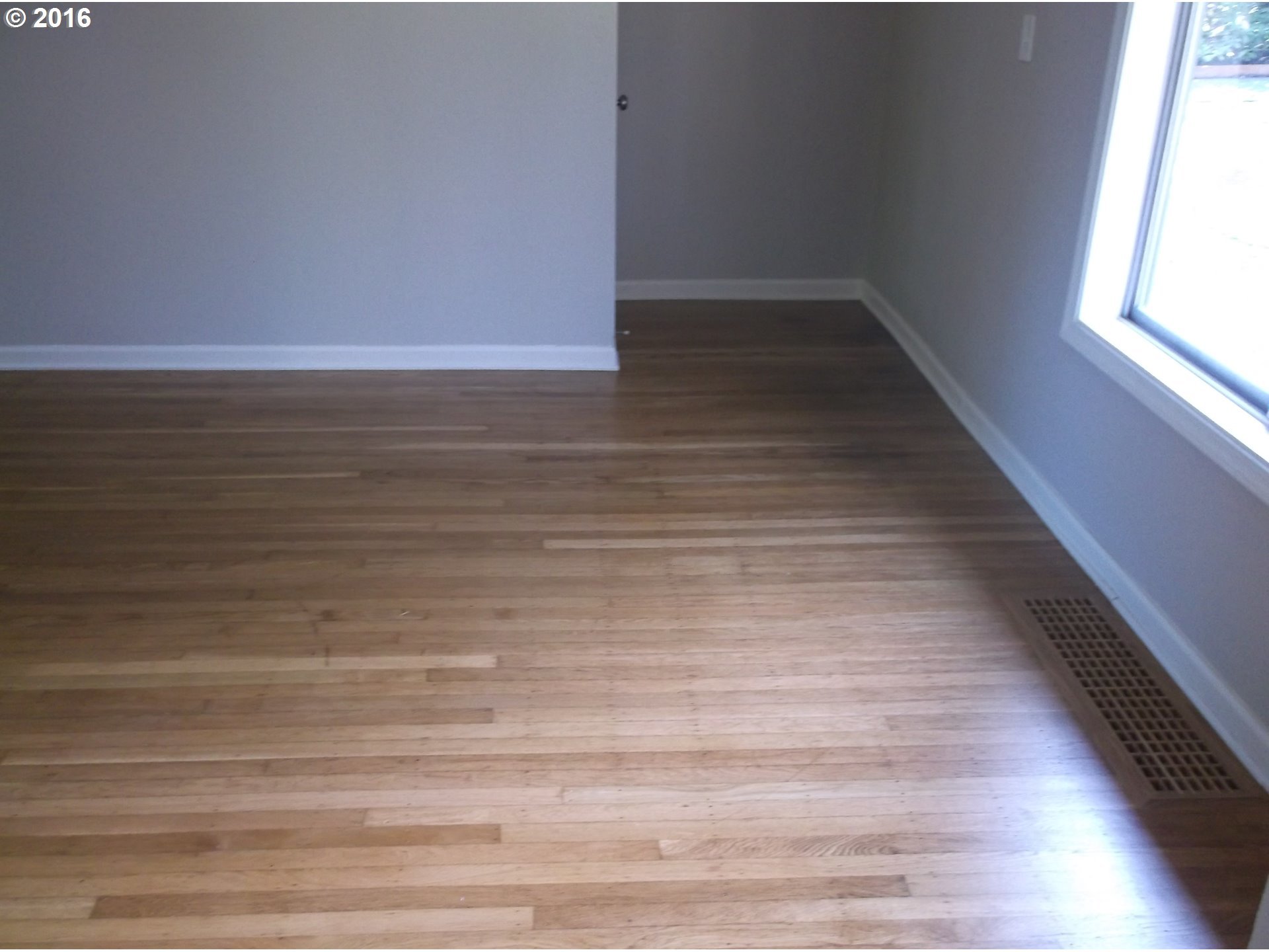 5901 Southwest Brugger Street Portland, OR 97219 - Photo 12 of 32 Gallery Image 12