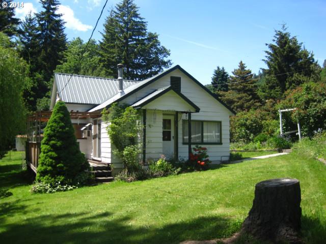 151 Northwest Simmons Road White Salmon, WA 98672 - Photo 1 of 7 Gallery Image 1