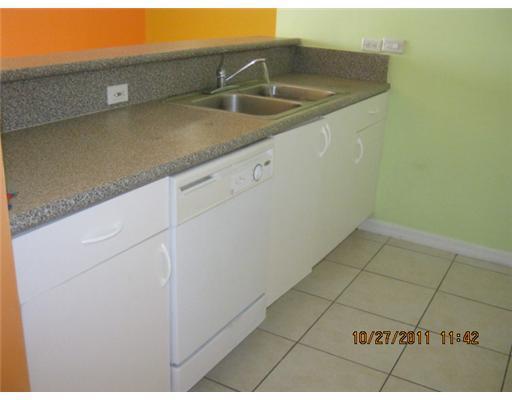 2415 Northwest 16th St Road, Unit 6021 Miami, FL 33125 - Photo 4 of 10 Gallery Image 4