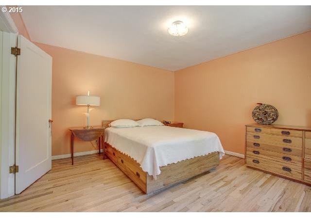 2343 Southwest Mitchell Street Portland, OR 97239 - Photo 14 of 14 Gallery Image 14
