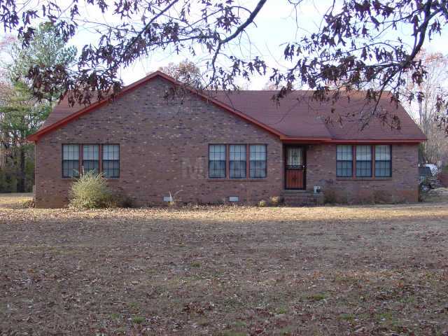 175 Clifft Road Bolivar, TN 38008 - Photo 2 of 4 Gallery Image 2