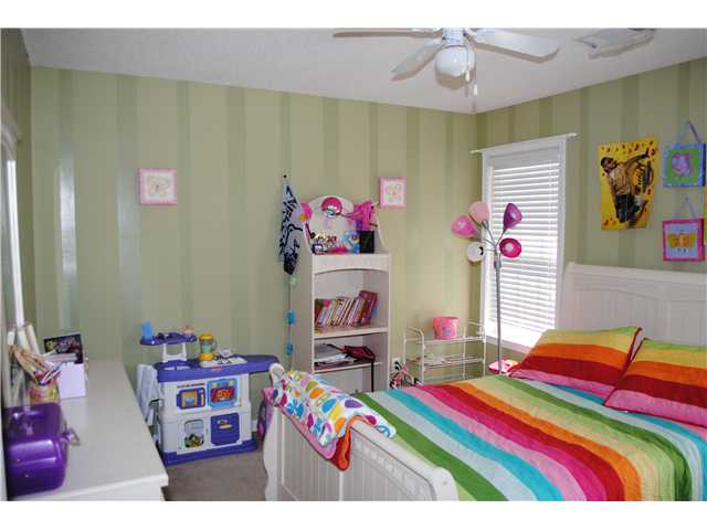 311 North Ericson Road Memphis, TN 38018 - Photo 11 of 13 Bedroom 4 can also be found upstairs.