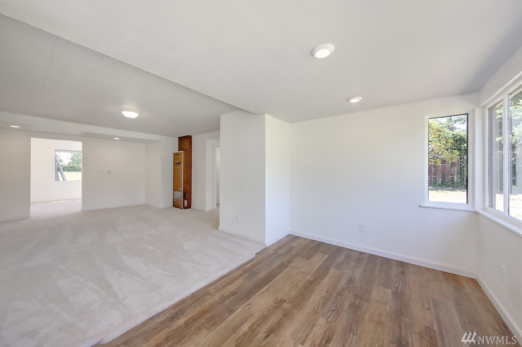 1719 Southwest 112th Street Burien, WA 98146 - Photo 5 of 17