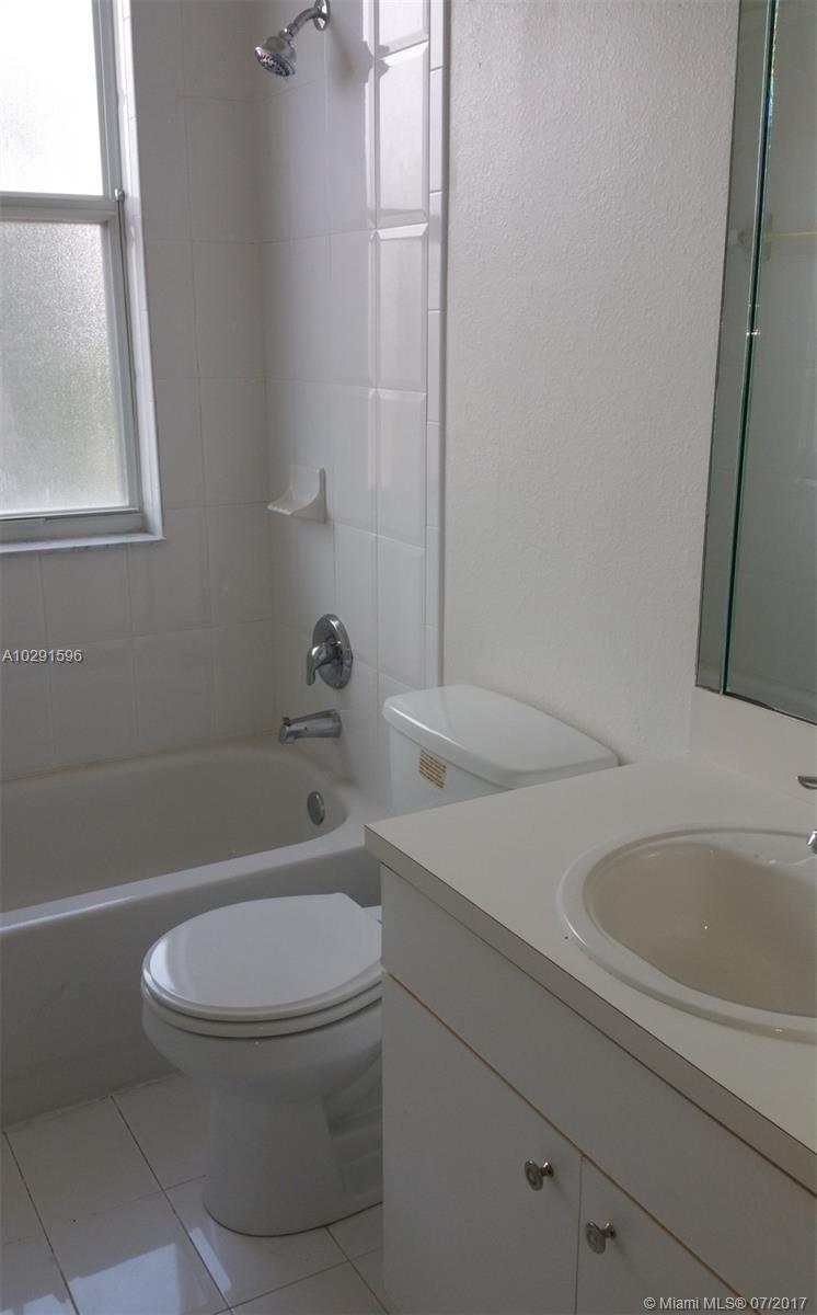 27540 Southwest 138th Path, Unit 27540 Homestead, FL 33032 - Photo 17 of 24 Gallery Image 17