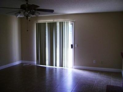 2412 Fairview Road Bakersfield, CA 93304 - Photo 3 of 7 Gallery Image 3
