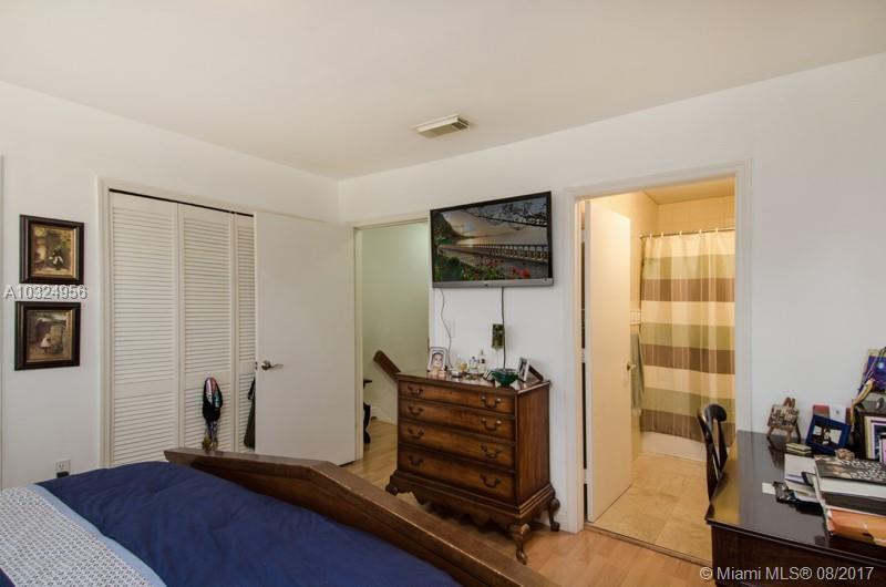 13848 Southwest 64th Street Miami, FL 33183 - Photo 24 of 29