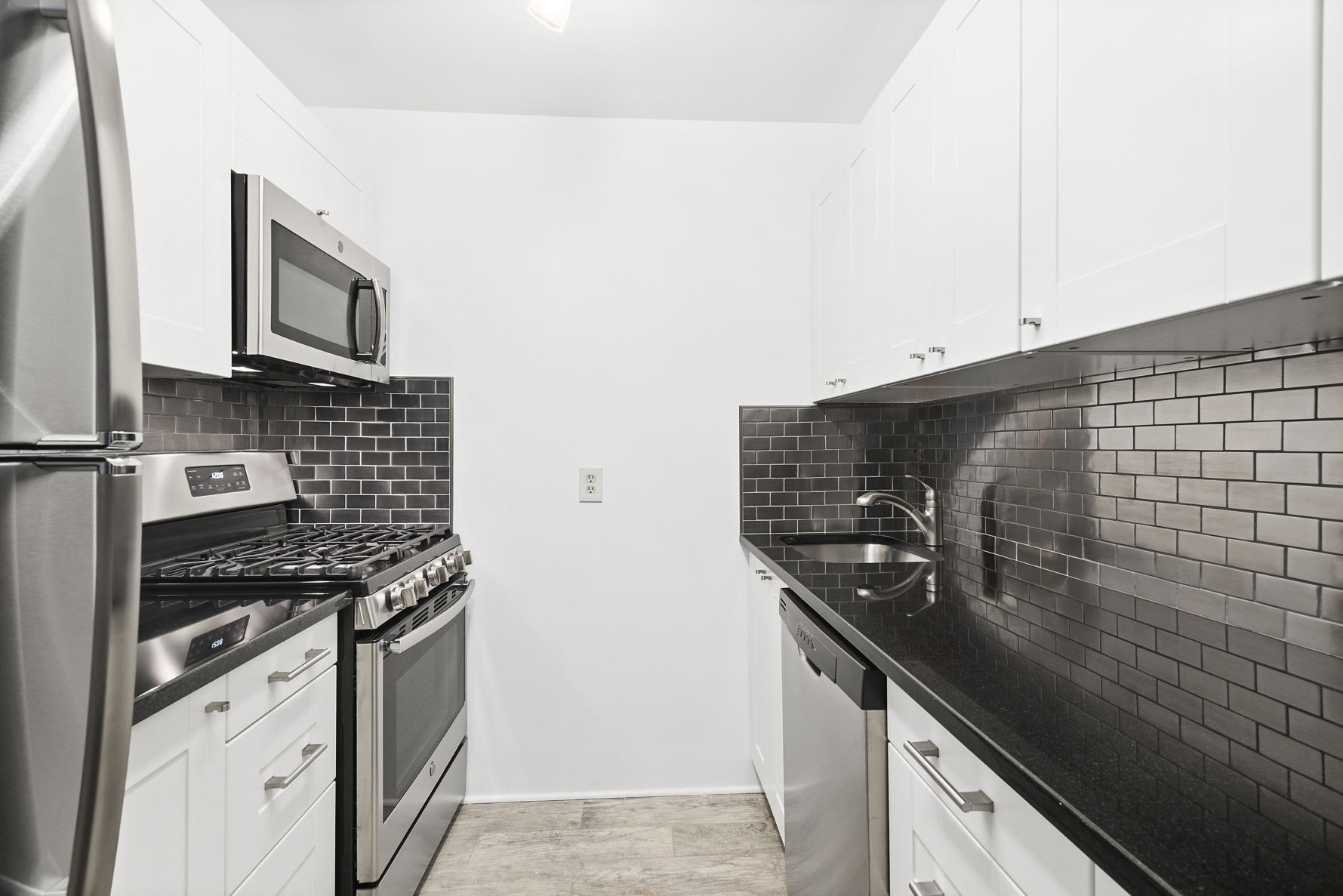 50 Greene Avenue, Unit 2B Brooklyn, NY 11238 - Photo 2 of 7