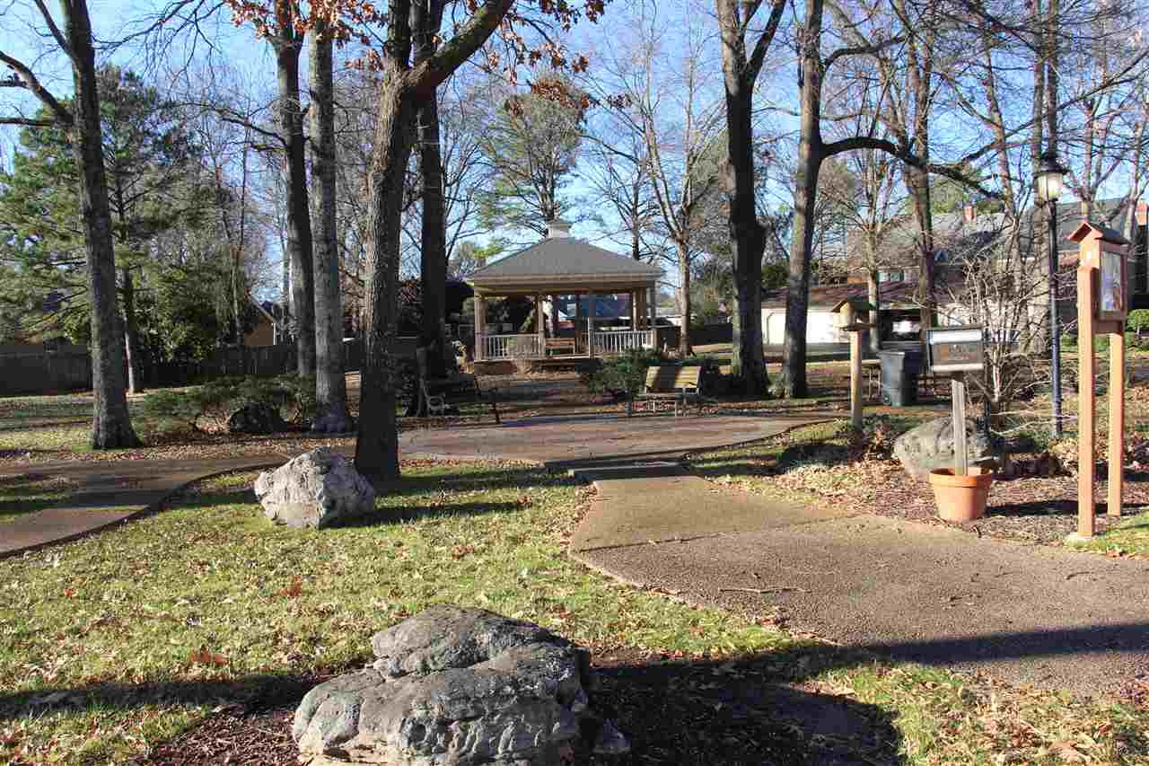 1685 Kimbrough Road, Unit 4 Germantown, TN 38138 - Photo 14 of 16 Gallery Image 14