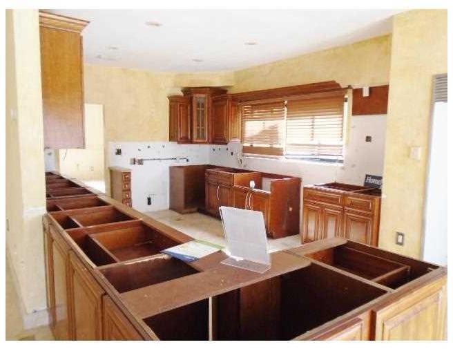 10720 Southwest 139th Road Miami, FL 33176 - Photo 14 of 17