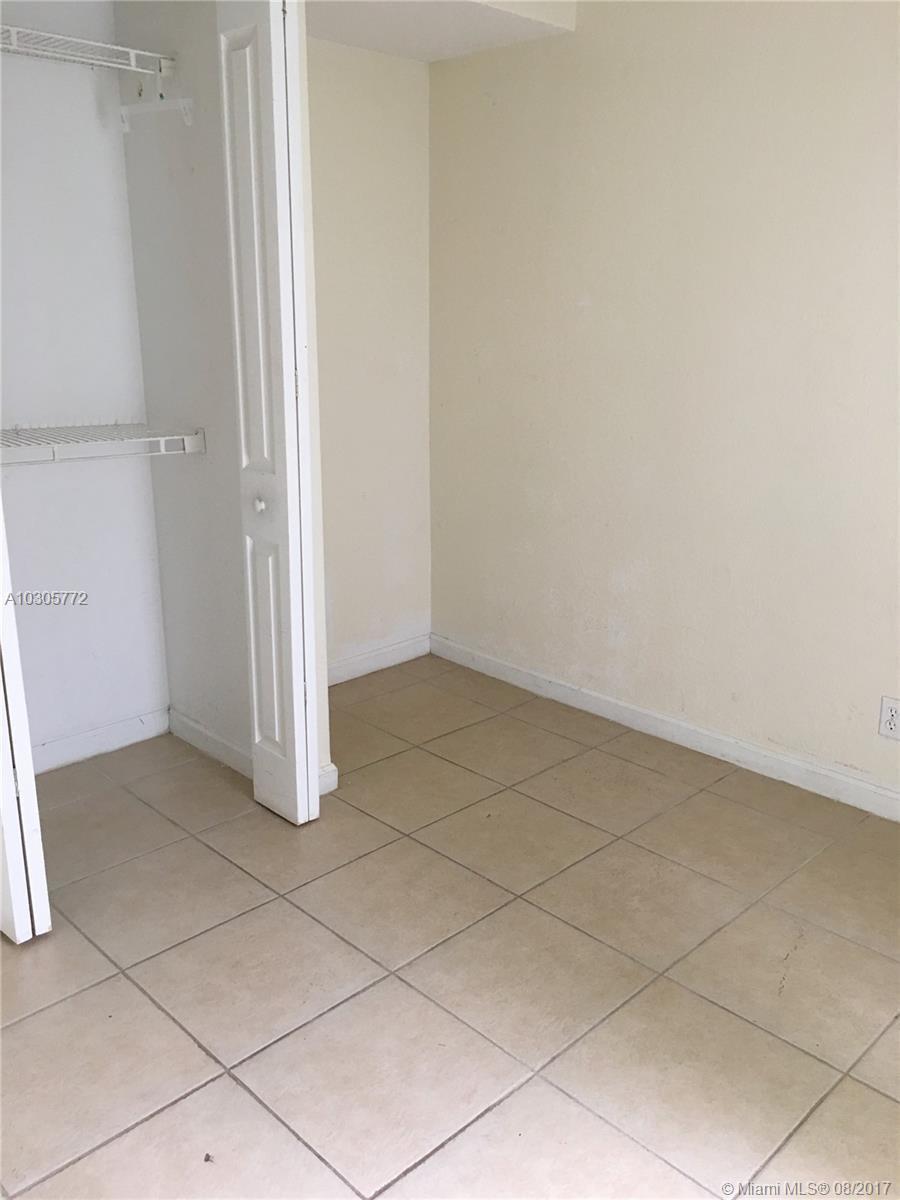 8249 Thames Boulevard, Unit D Boca Raton, FL 33433 - Photo 8 of 19