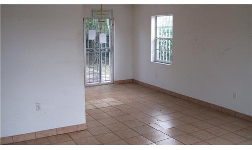 15230 Southwest 307th Road Homestead, FL 33033 - Photo 4 of 8 Gallery Image 4